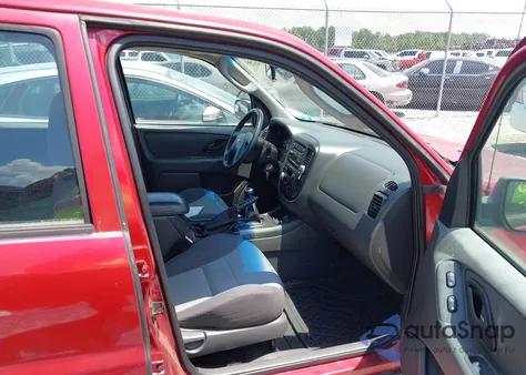 2006 Ford Escape Xls/Xls Manual из США, поврежденный, VIN 1FMYU02Z96KA42274